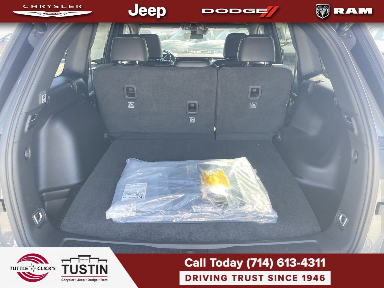 New 2027 Jeep Grand Cherokee Altitude AWD/4WD image 33