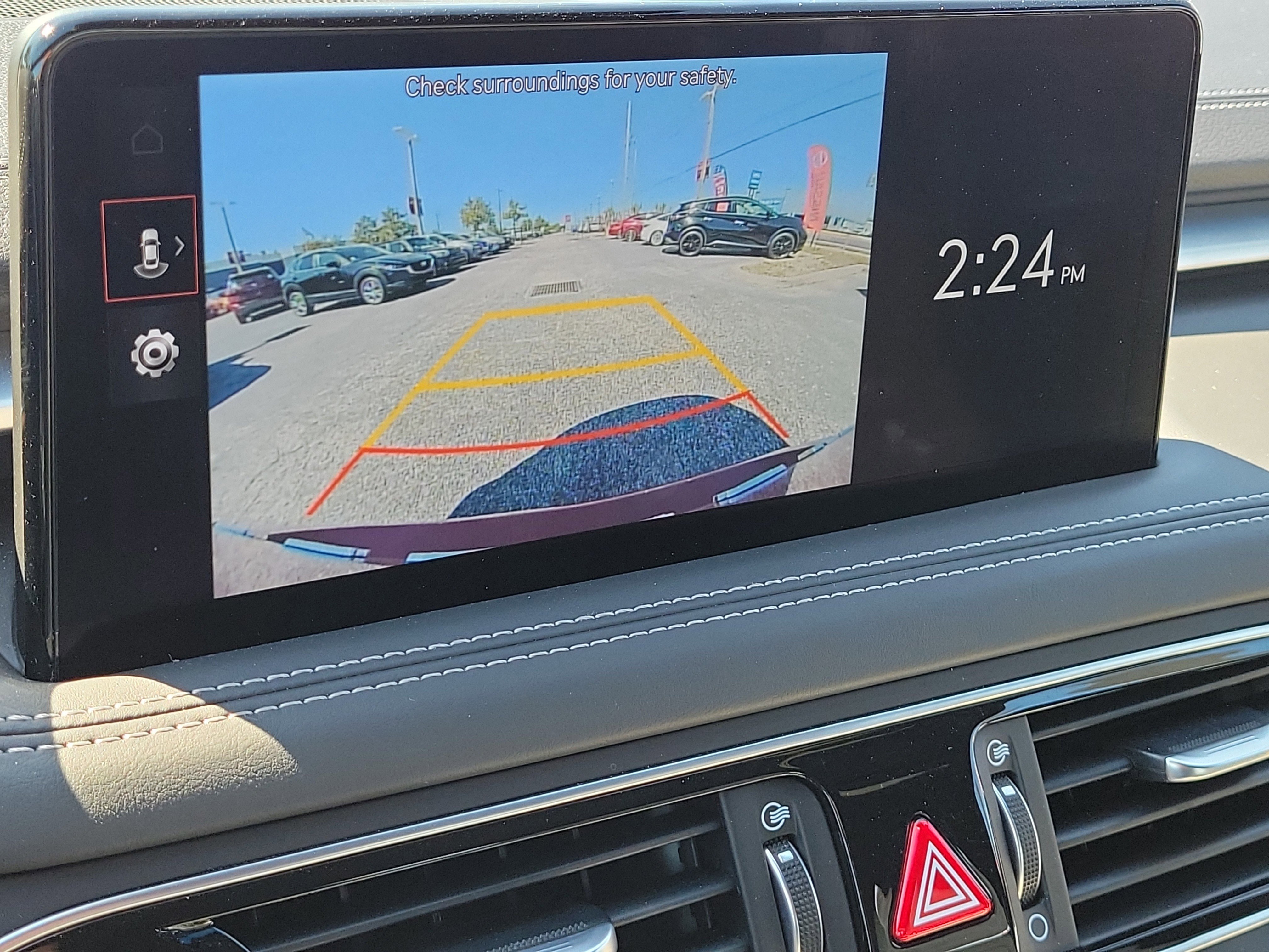 Used 2023 Genesis G70 2.0T image 25