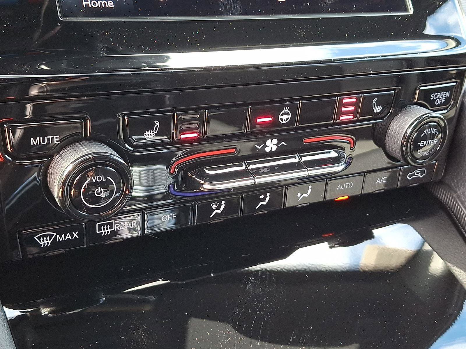 New 2025 Jeep Grand Cherokee L Altitude image 12