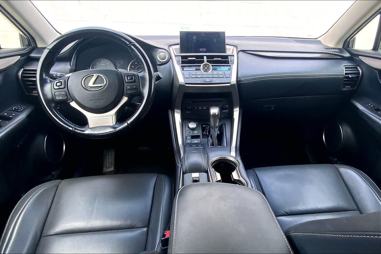 Used 2016 Lexus NX 200t FWD image 10