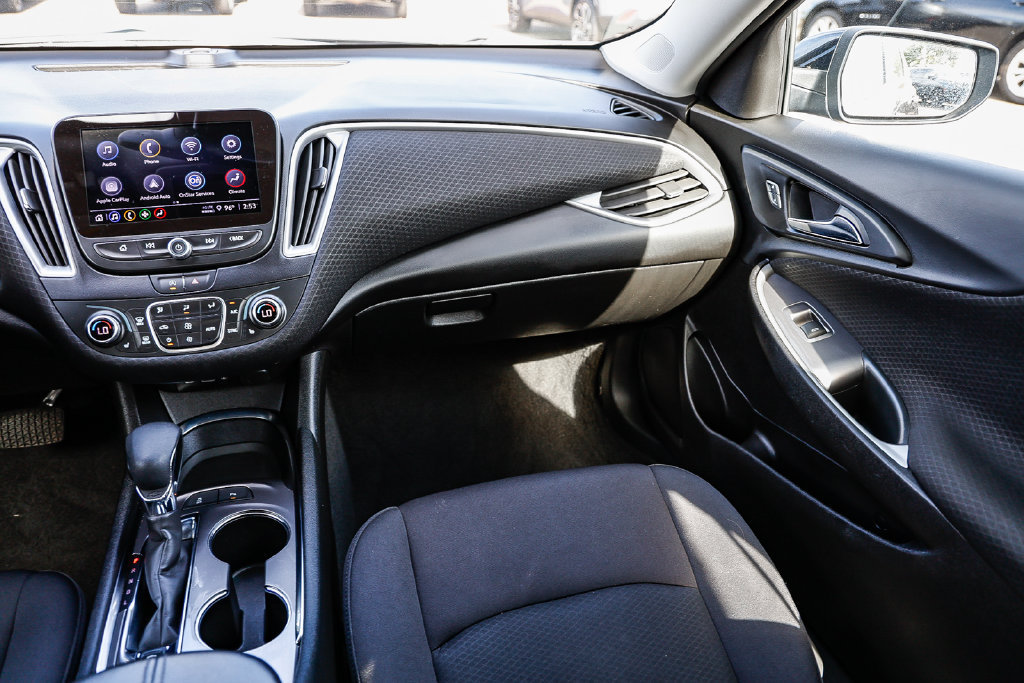 Used 2025 Chevrolet Malibu LT FWD image 28