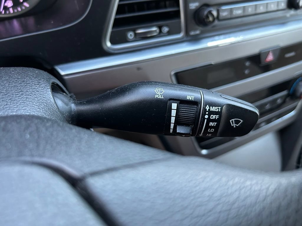 Used 2015 Hyundai Sonata SE FWD image 21
