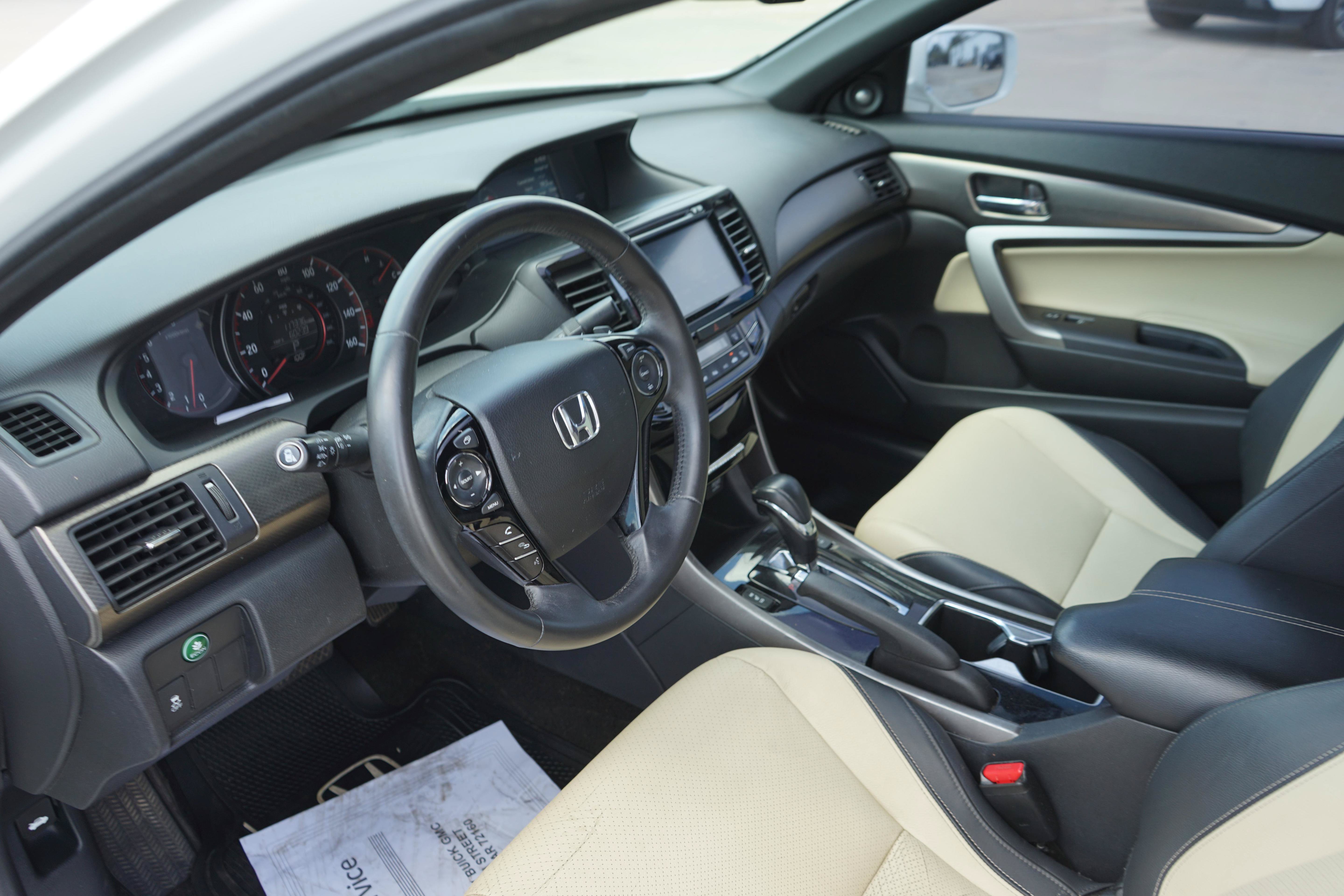 Used 2016 Honda Accord EX-L image 10