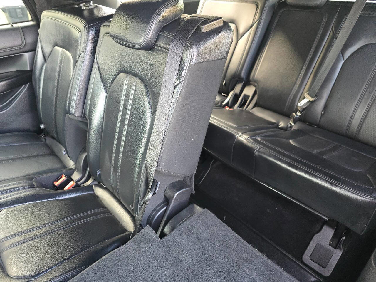 Used 2019 Ford Expedition Max Limited image 22