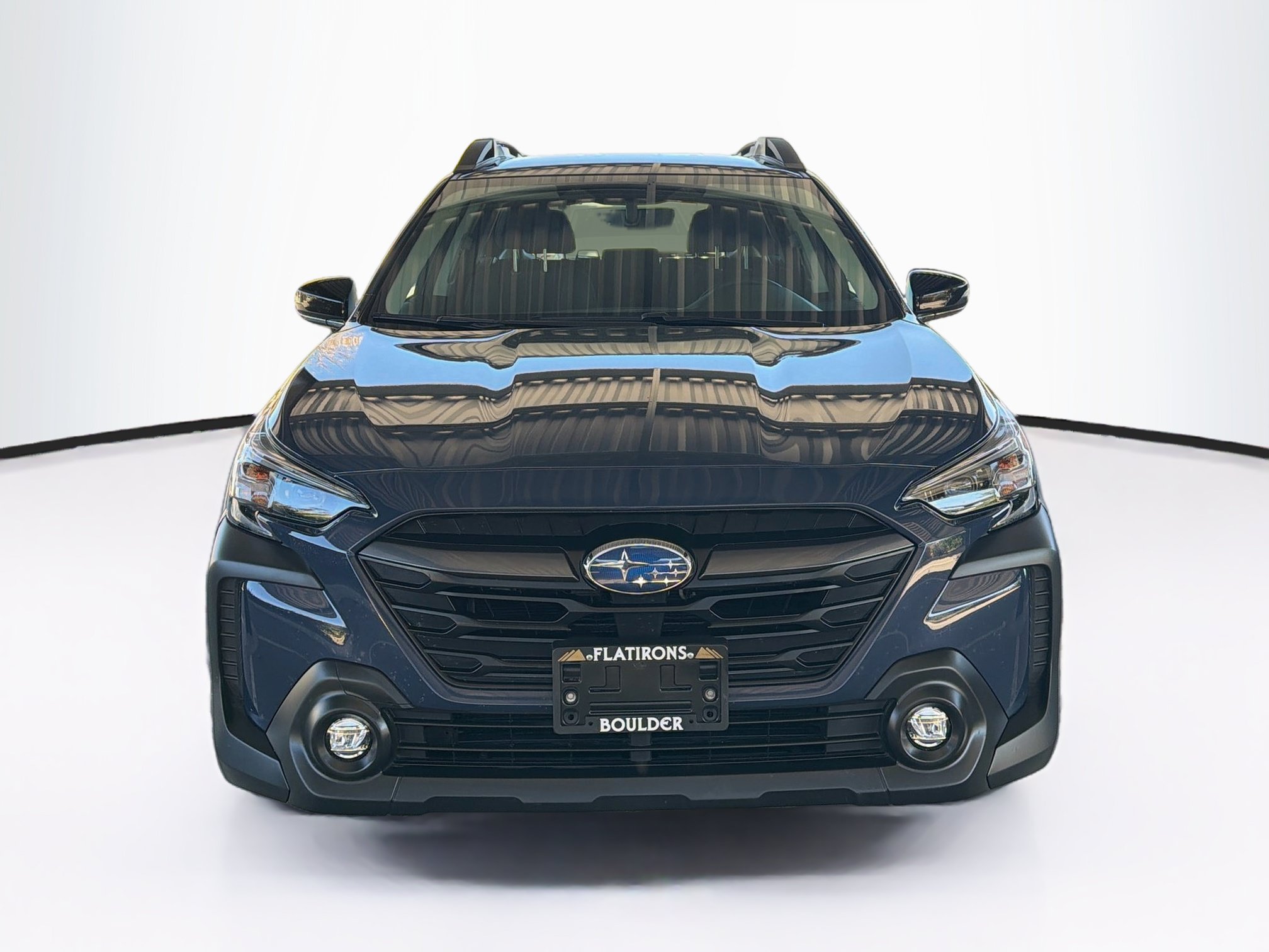 Used 2025 Subaru Outback Premium w/ Popular Package #1A AWD/4WD image 2