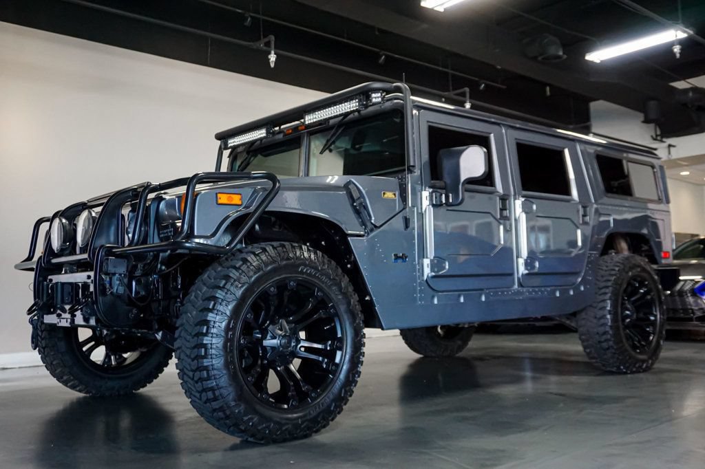 Used 2003 HUMMER H1 4-Door Wagon AWD/4WD image 3