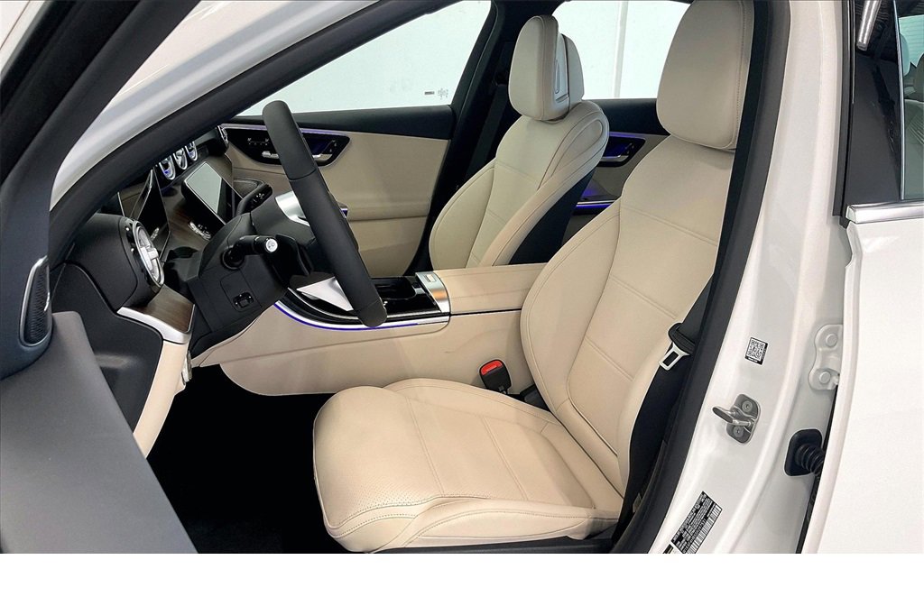 New 2025 Mercedes-Benz C 300 4MATIC Sedan image 9