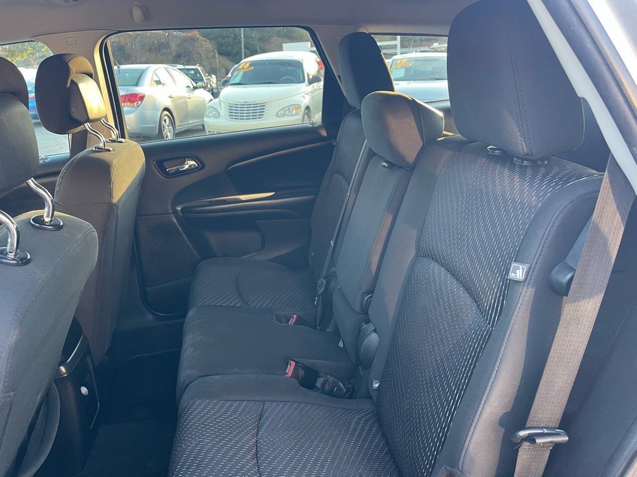Used 2012 Dodge Journey SE FWD image 13