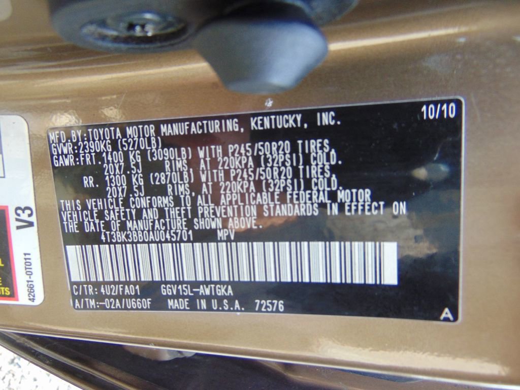 Used 2010 Toyota Venza XLE image 29