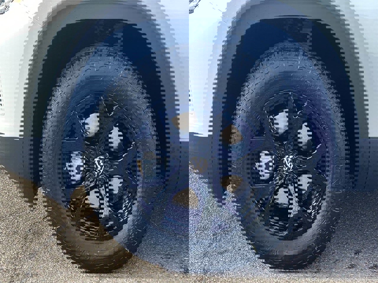 New 2026 Volkswagen Atlas Peak Edition image 6