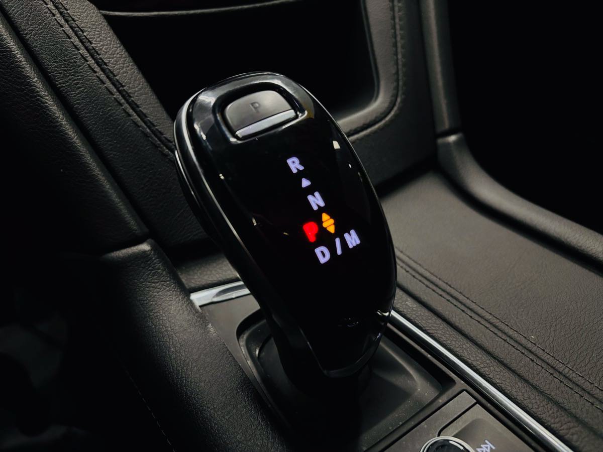 Used 2024 Cadillac XT6 Premium Luxury w/ Technology Package FWD image 62