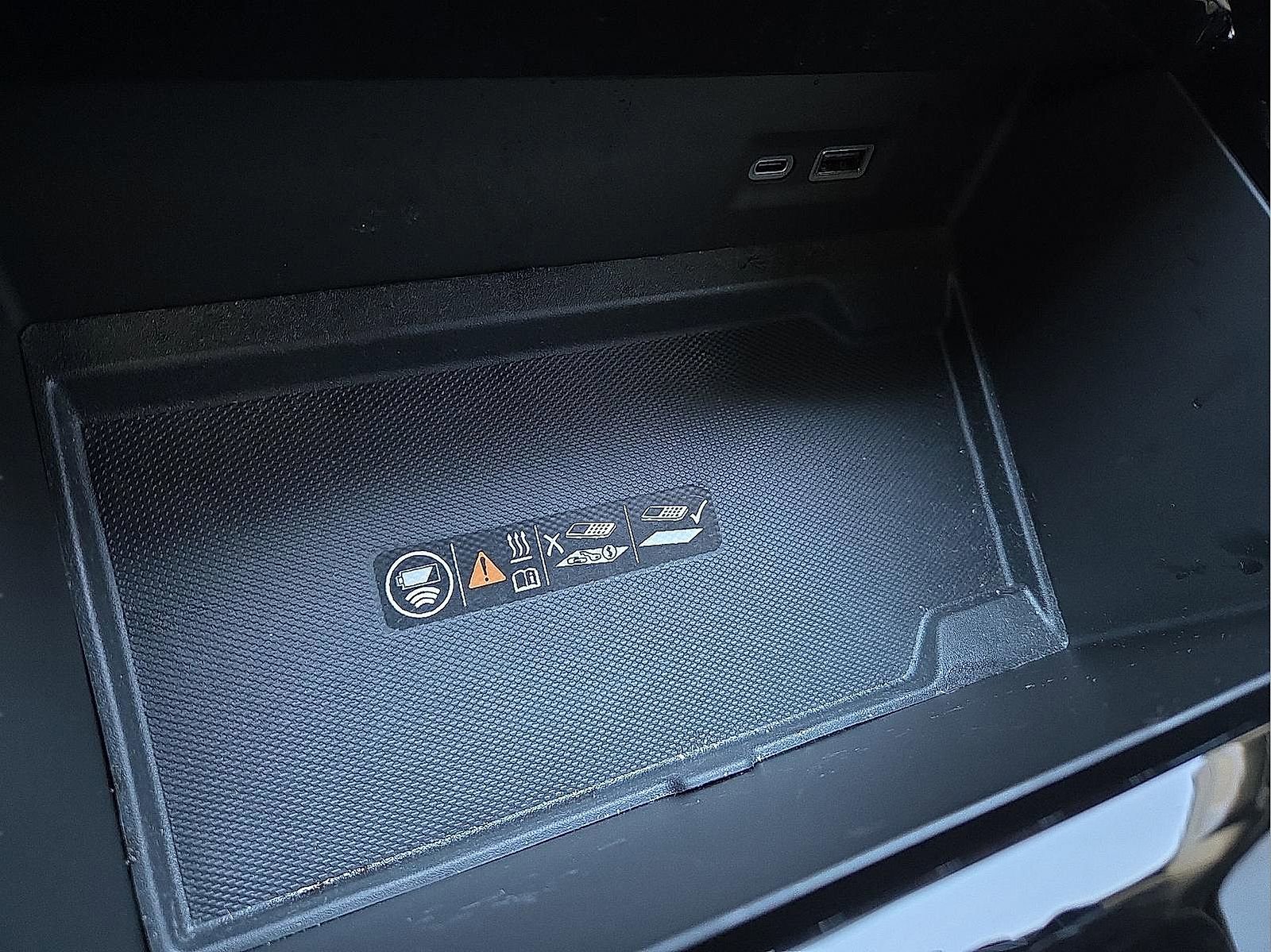 Used 2025 GMC Yukon AT4 w/ AT4 Premium Plus Package image 20