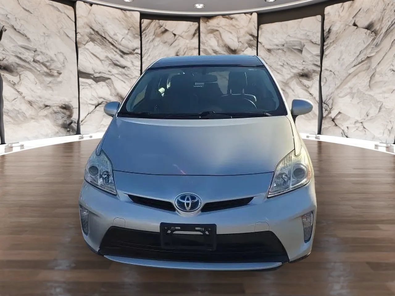 Used 2014 Toyota Prius Four w/ Solar Roof Package FWD image 2