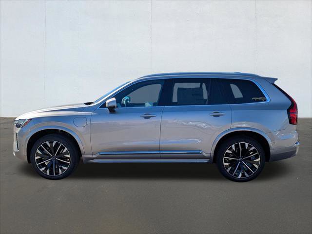 New 2026 Volvo XC90 T8 Plus w/ Protection Package Premier image 3