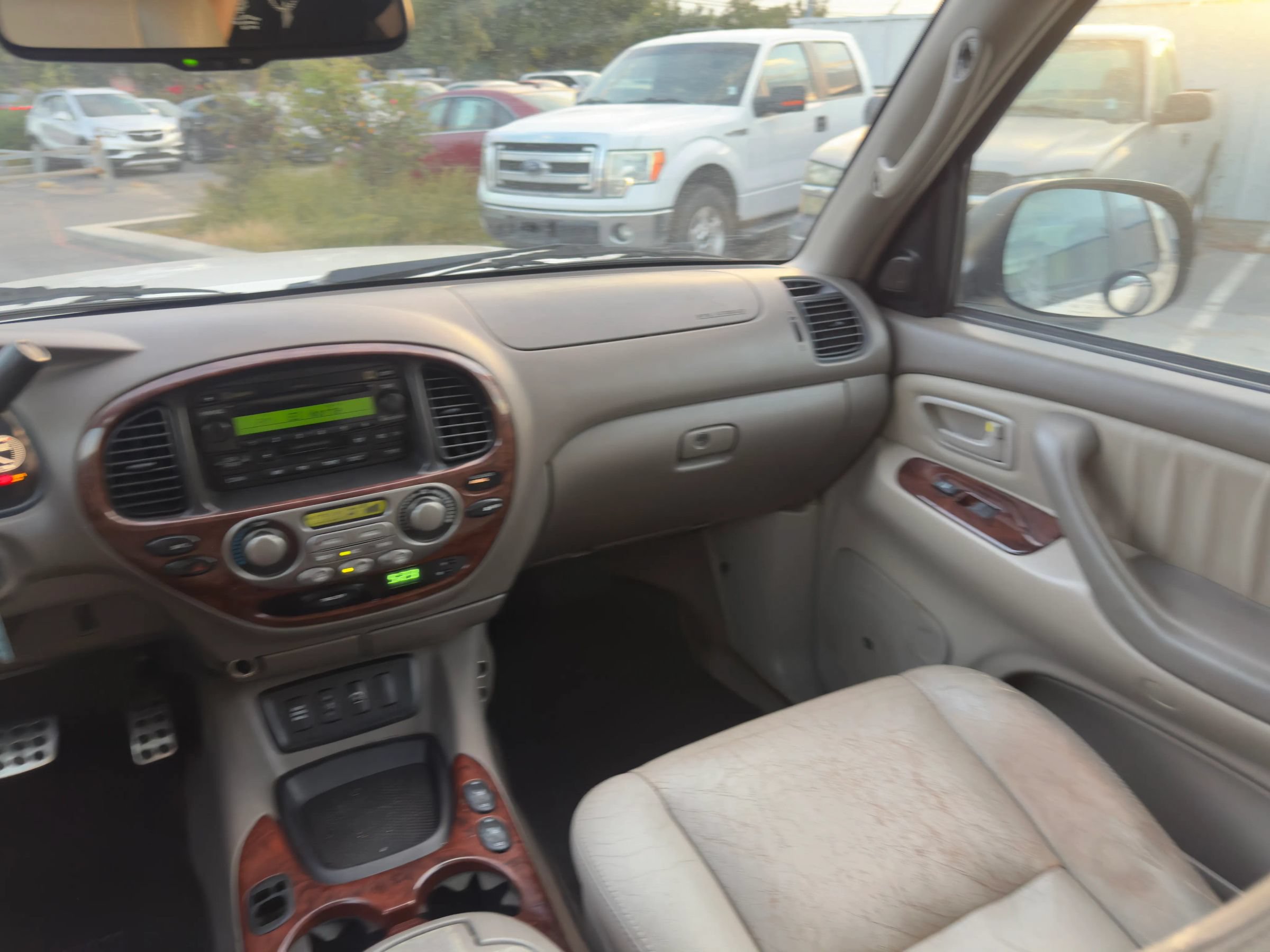 Used 2007 Toyota Sequoia Limited w/ Luxury Pkg RWD image 15
