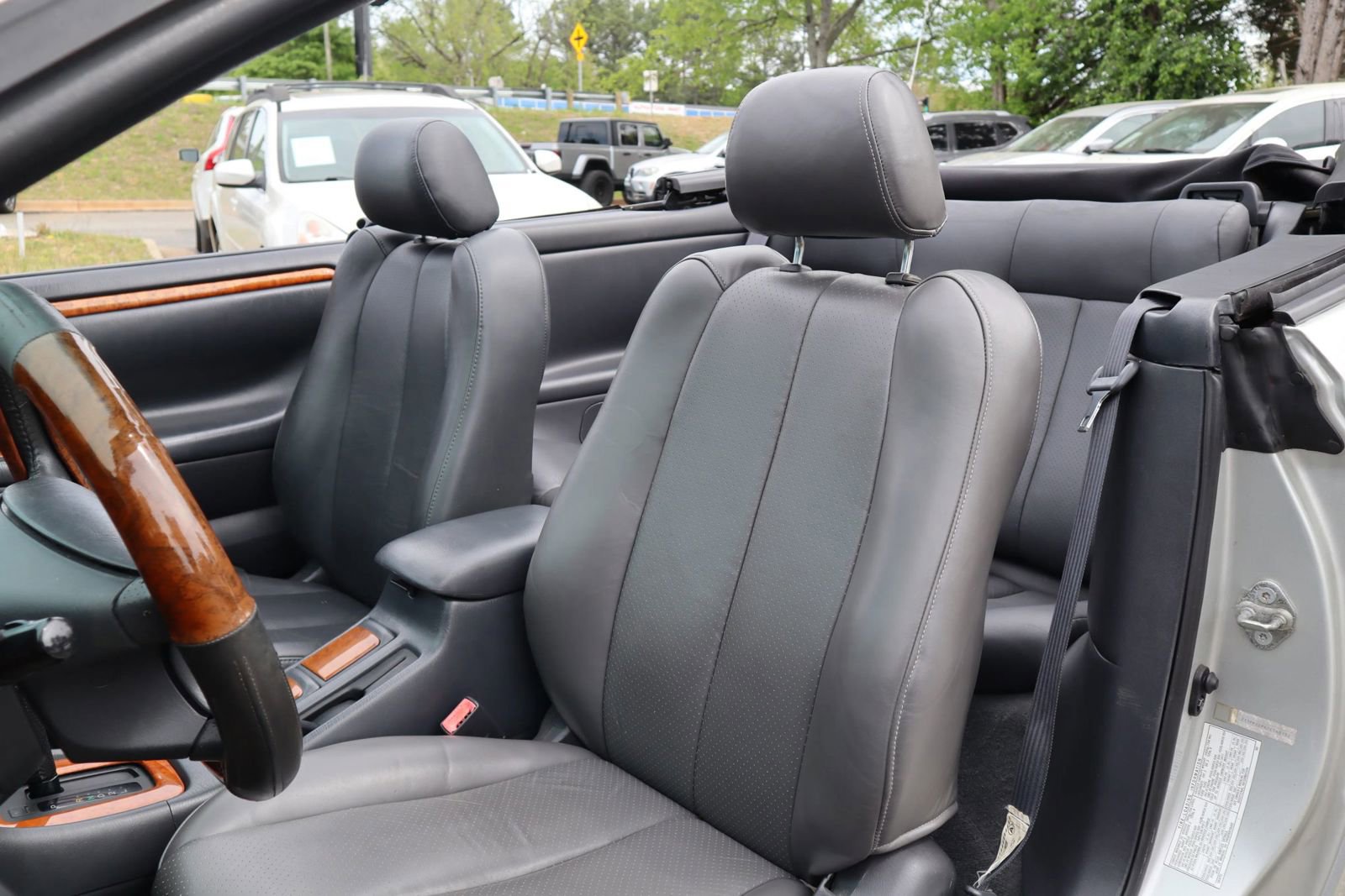 Used 2002 Toyota Solara SLE image 12