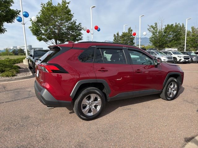 Used 2022 Toyota RAV4 XLE FWD image 28
