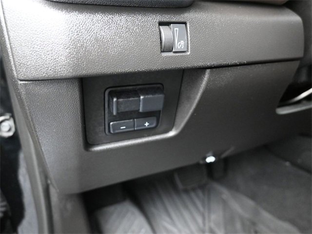 Used 2024 GMC Canyon Denali w/ LPO, Denali Black Edition image 13