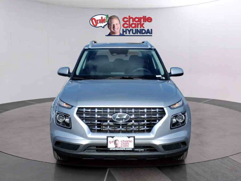 New 2026 Hyundai Venue SEL FWD image 8