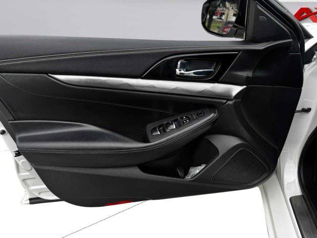 Used 2022 Nissan Maxima SV w/ Floor Mat Group FWD image 17