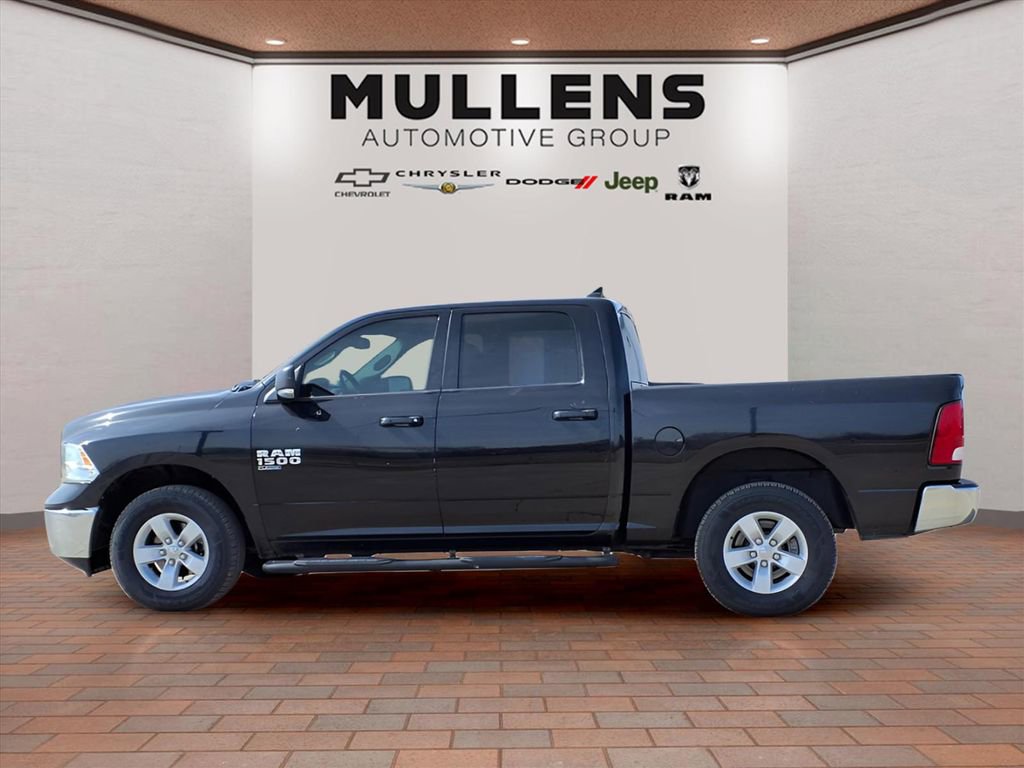 Used 2019 RAM 1500 Classic SLT w/ Luxury Group image 8