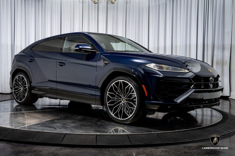 Used 2025 Lamborghini Urus SE image 18