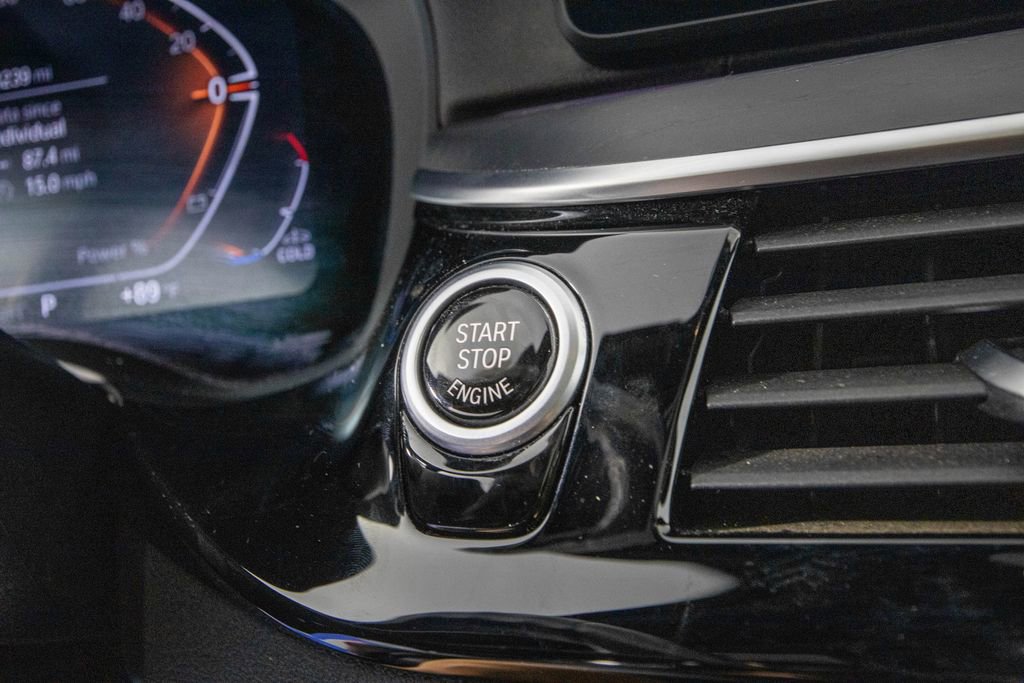 Used 2022 BMW 540i w/ Executive Package RWD image 24