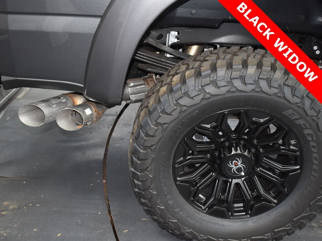 New 2025 Ford F250 XLT w/ Black Appearance Package image 8