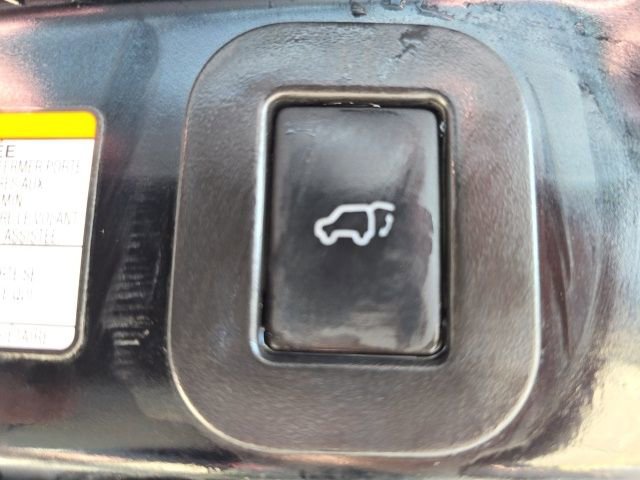 Used 2020 Toyota Sienna XLE w/ XLE Navigation Package AWD/4WD image 41