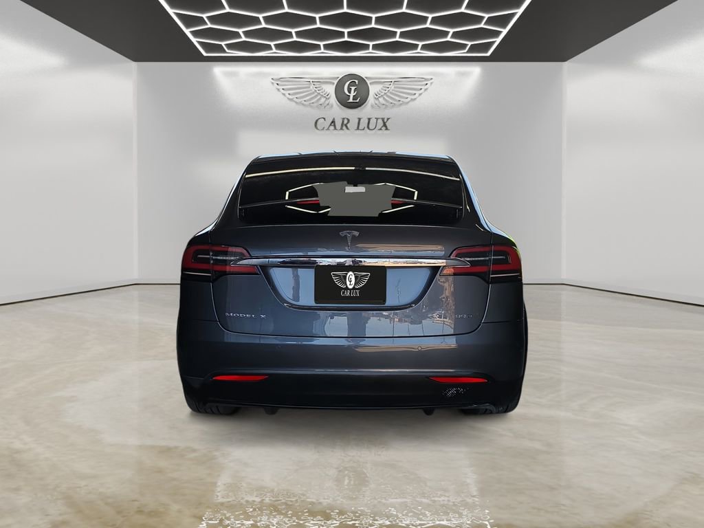 Used 2016 Tesla Model X 90D image 4