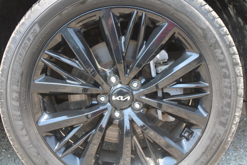 Certified 2022 Kia Telluride SX w/ SX Prestige Package AWD/4WD image 19