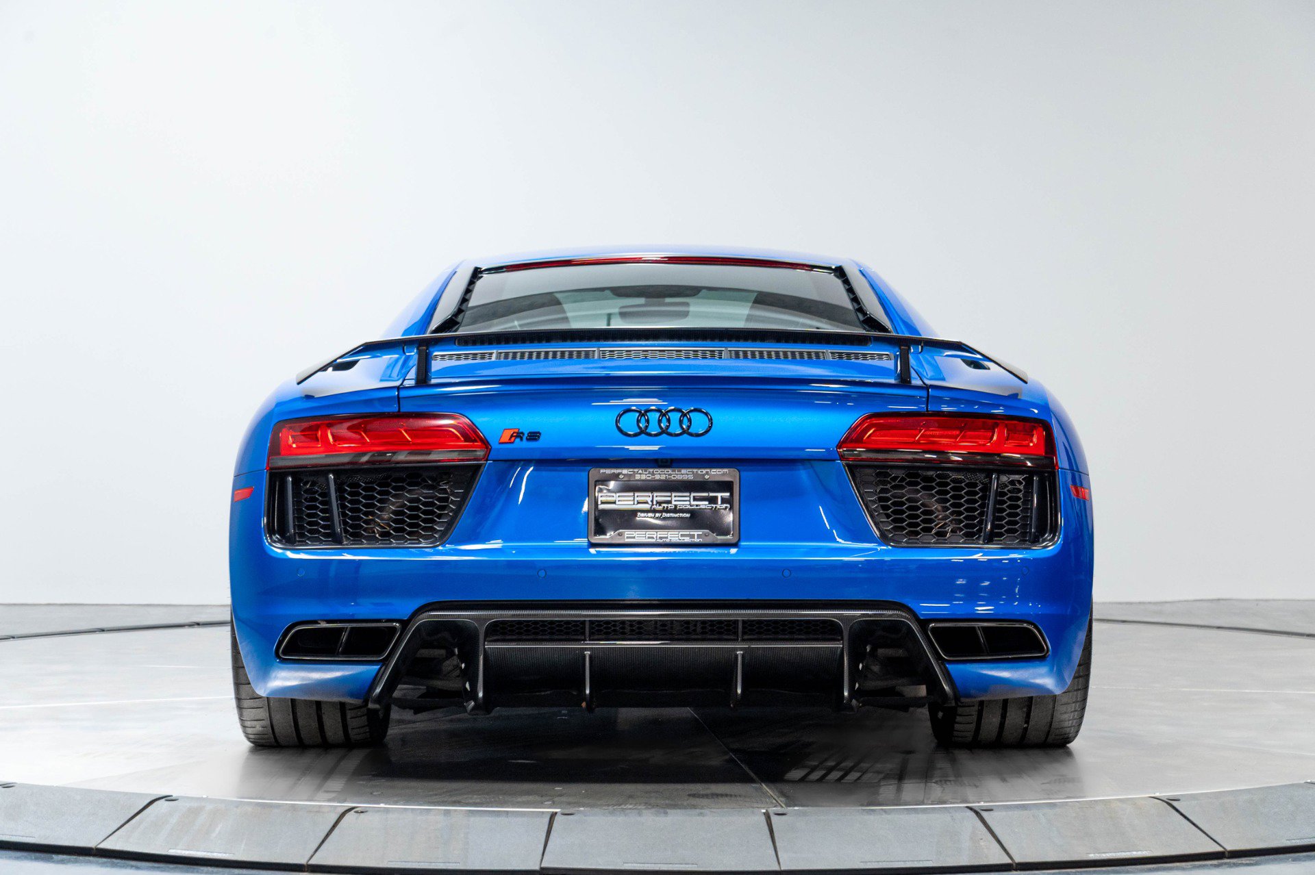 Used 2017 Audi R8 V10 plus AWD/4WD image 36