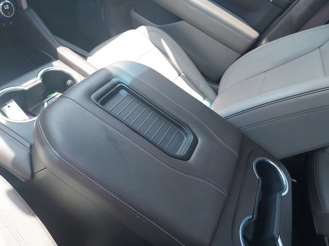 Used 2023 GMC Yukon XL SLT AWD/4WD image 27