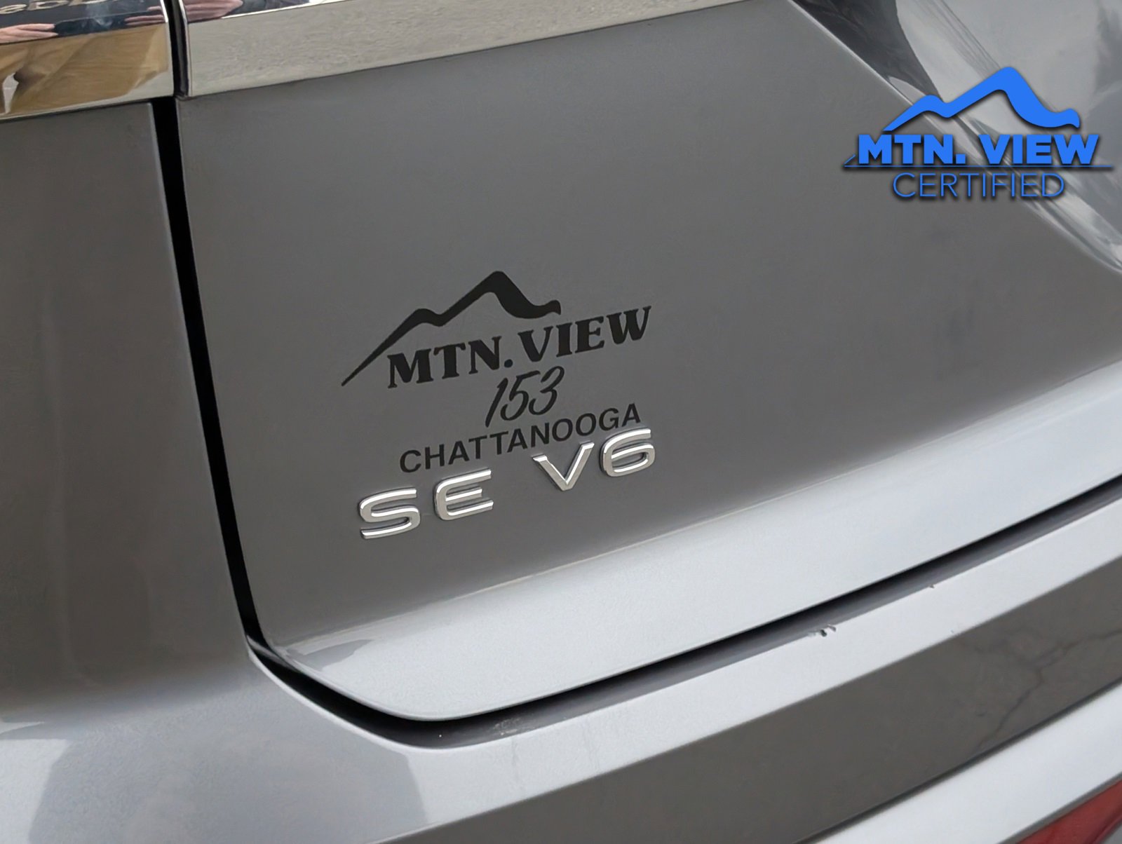 Used 2023 Volkswagen Atlas Cross Sport SE image 31