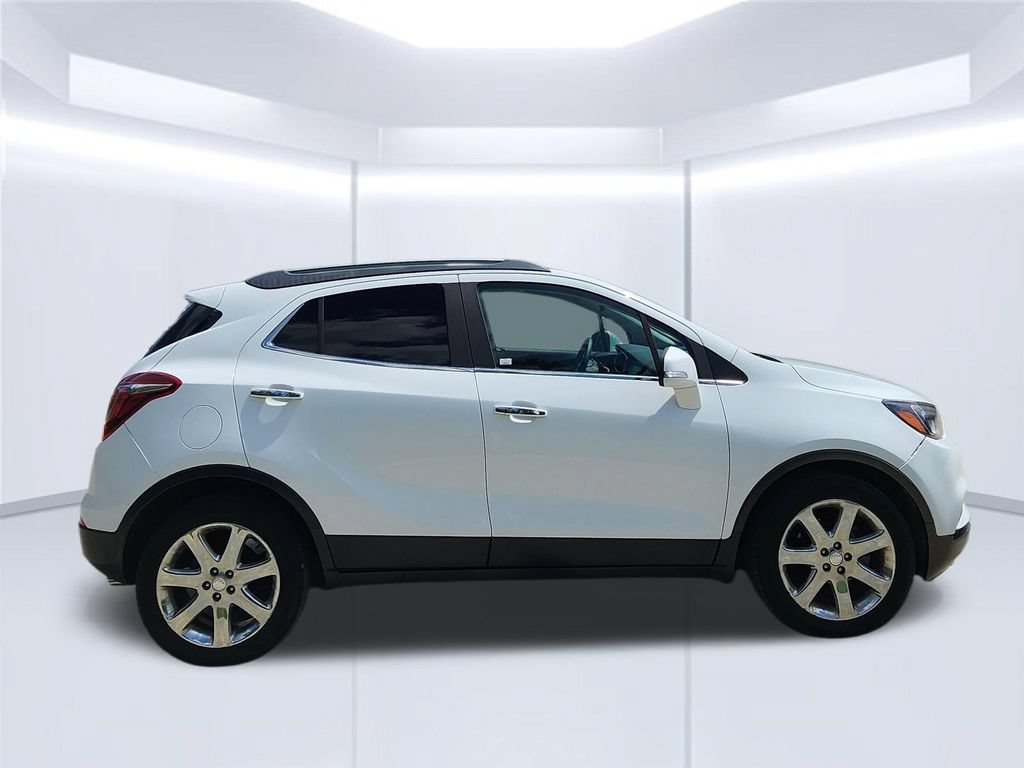 Used 2017 Buick Encore Essence w/ Experience Buick Package FWD image 4