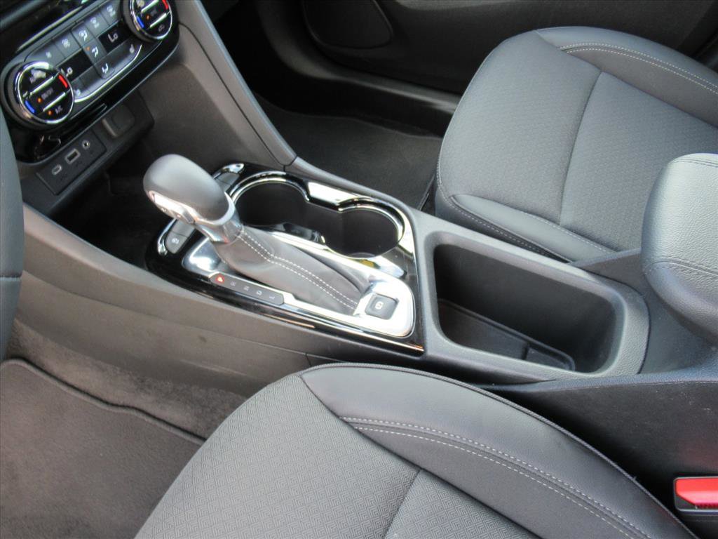 Used 2023 Buick Encore GX Select w/ Safety Package II image 18