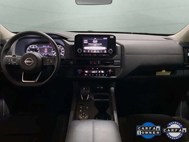 Used 2024 Nissan Pathfinder S image 10