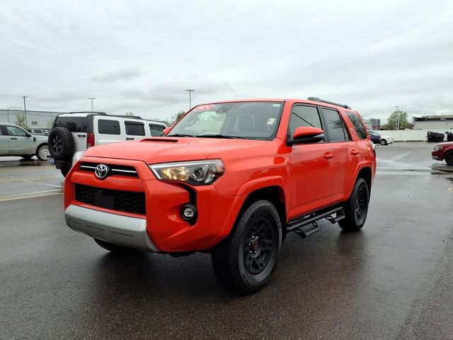 Certified 2024 Toyota 4Runner TRD Off-Road Premium w/ Off Road Premium Plus Package AWD/4WD image 3