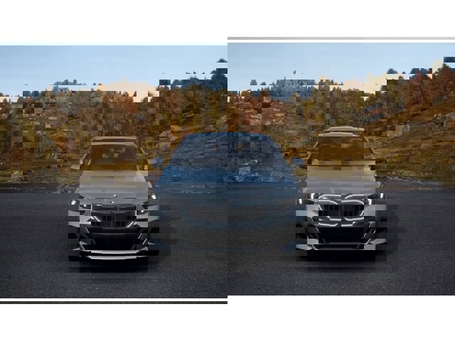 New 2027 BMW 530i xDrive image 3