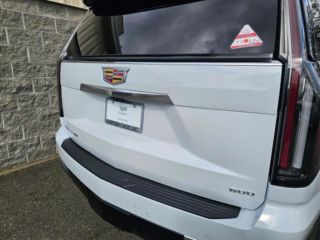 New 2026 Cadillac Escalade 4WD image 16