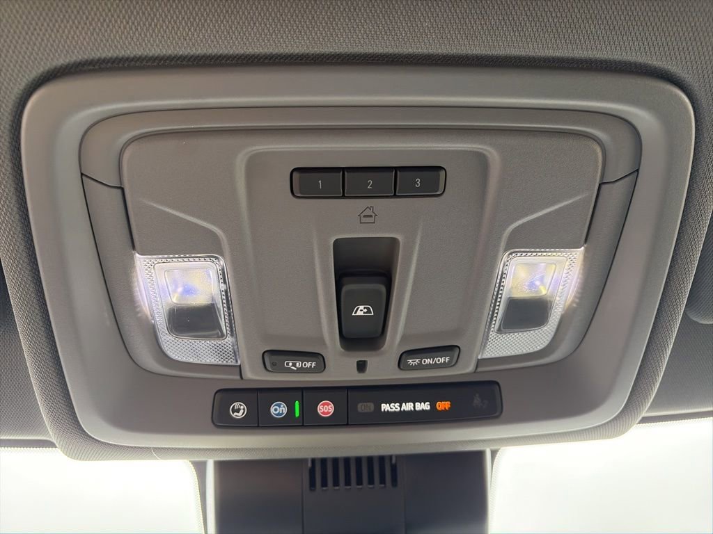 Used 2025 Chevrolet Silverado 1500 LT Trail Boss w/ Convenience Package II AWD/4WD image 25