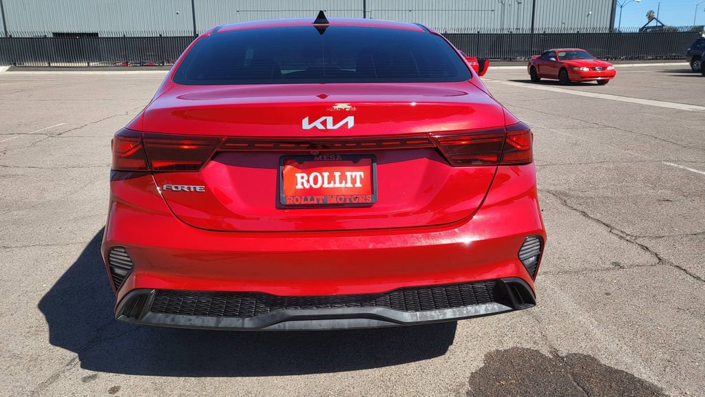 Used 2023 Kia Forte LXS image 7