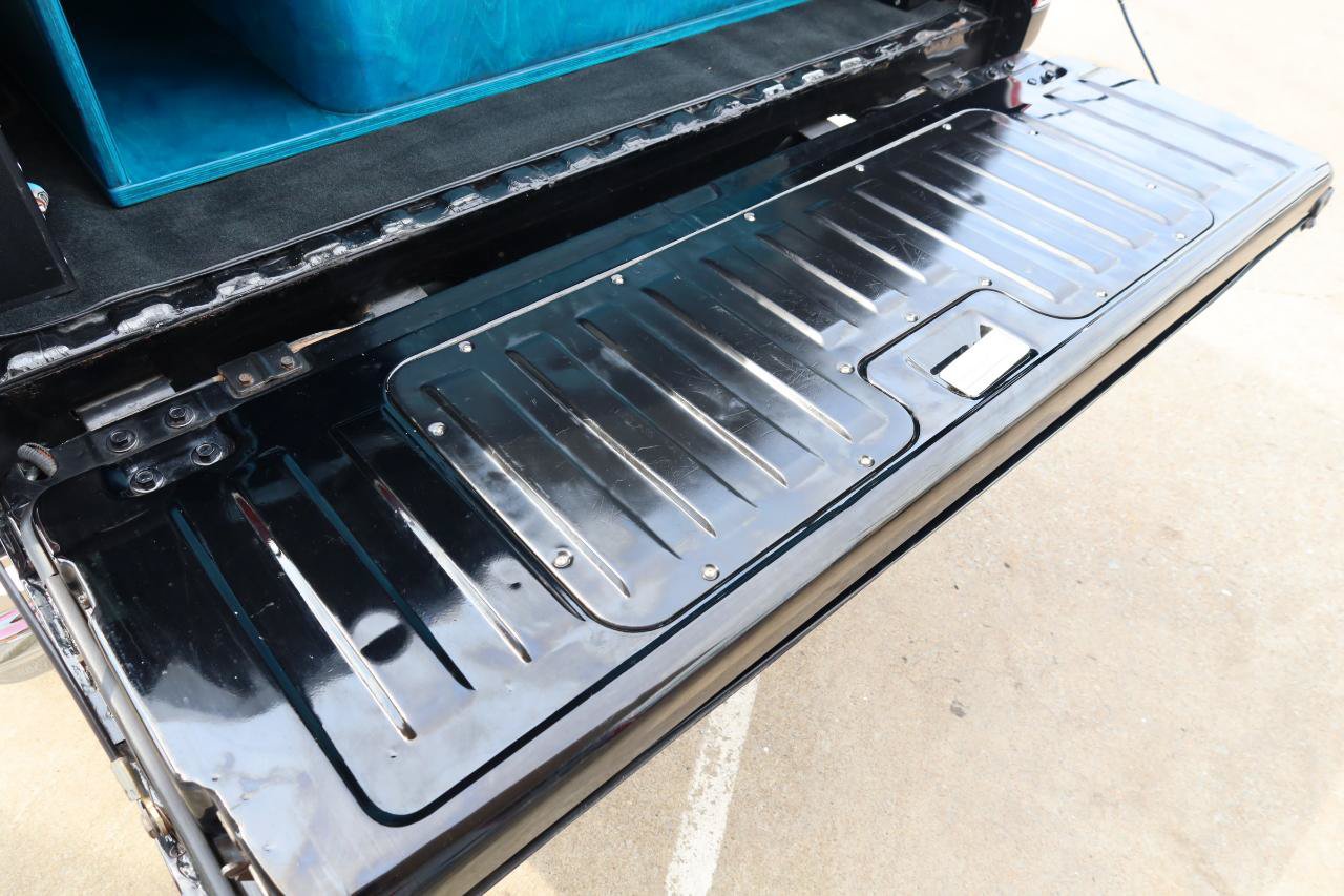 Used 1988 GMC Jimmy 4WD image 35