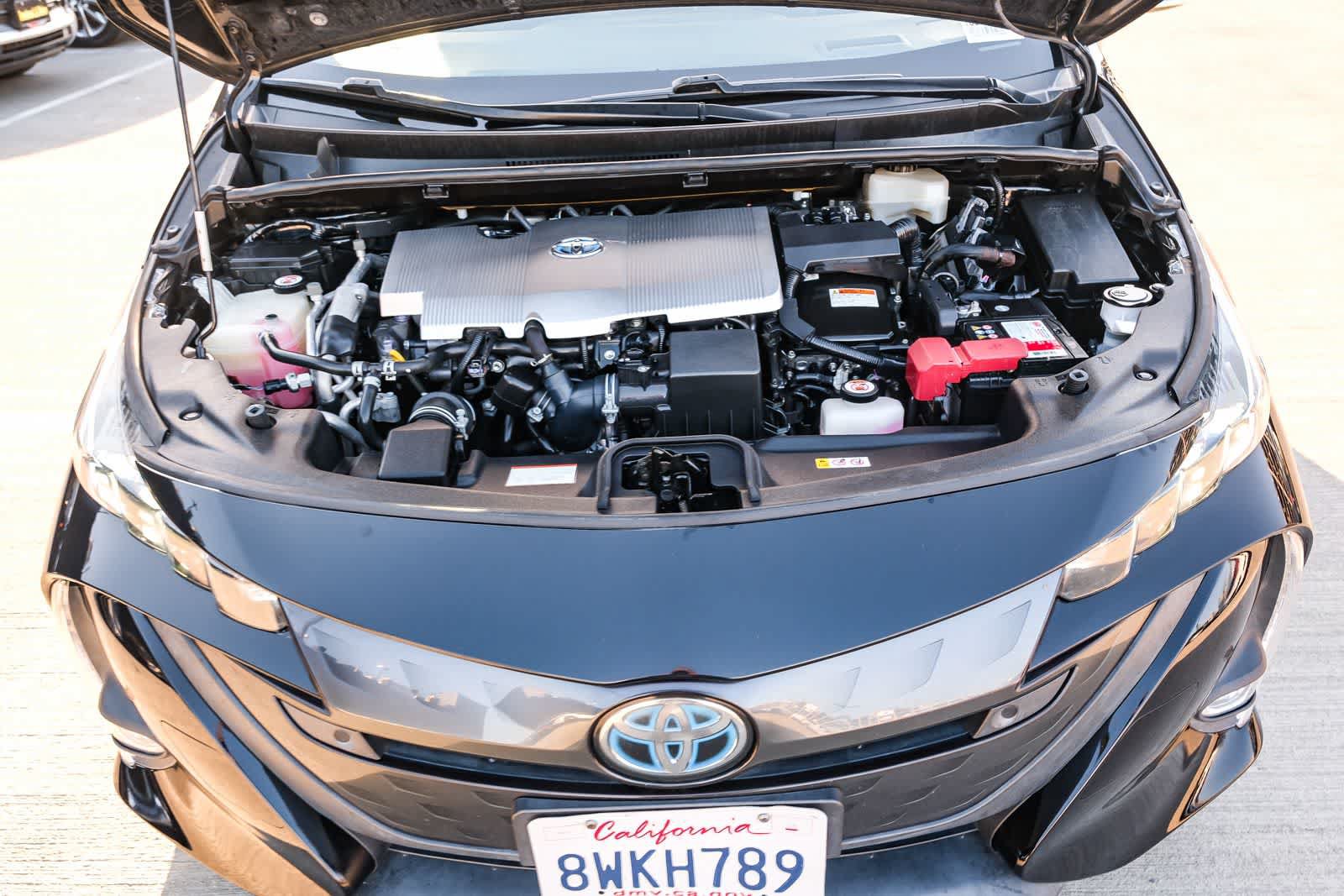 Certified 2020 Toyota Prius Prime Limited w/ Carpet Mat Package FWD image 28