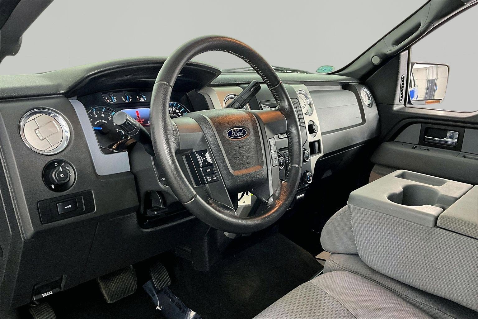 Used 2014 Ford F150 XLT w/ Equipment Group 302A Luxury image 19