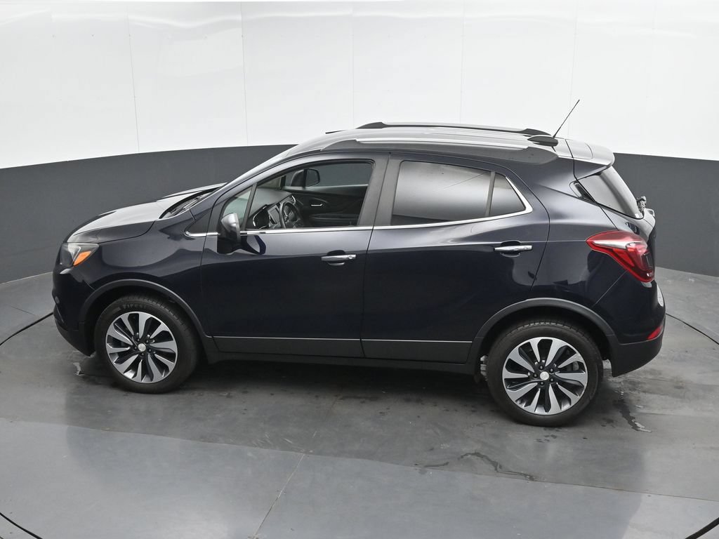 Used 2021 Buick Encore Preferred AWD/4WD image 36