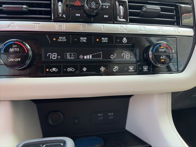 New 2026 Nissan Pathfinder SL image 16