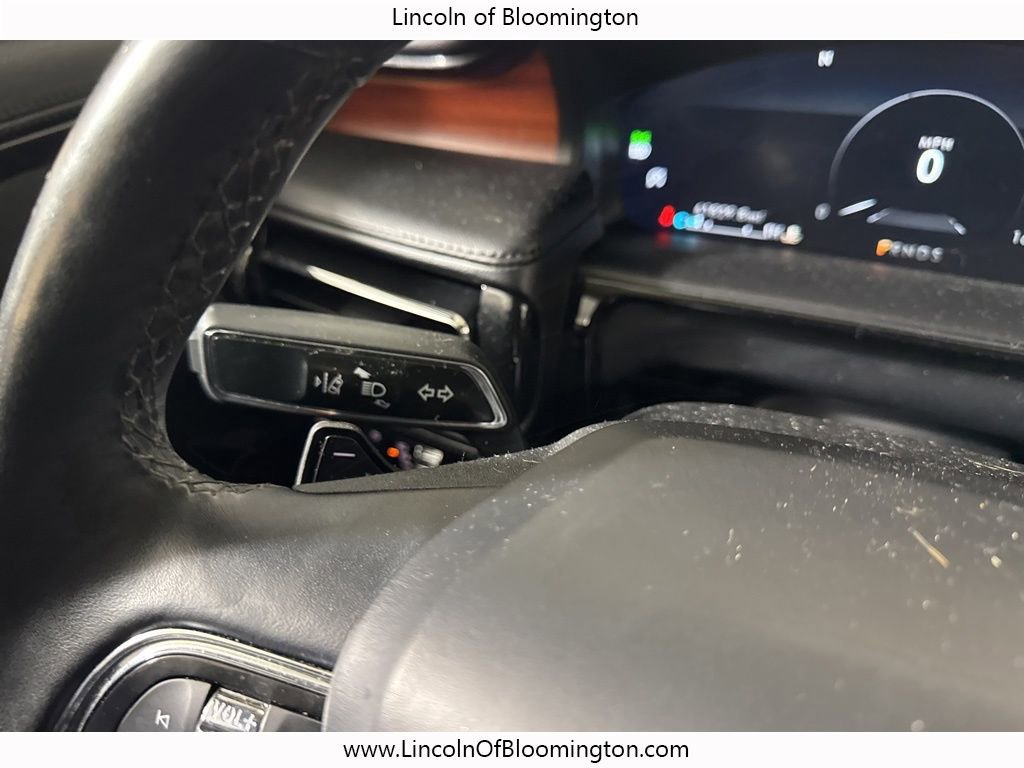 Used 2022 Lincoln Nautilus Reserve image 36