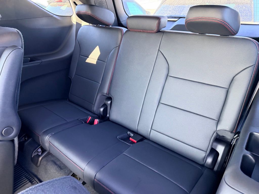 New 2026 Chevrolet Traverse RS image 33