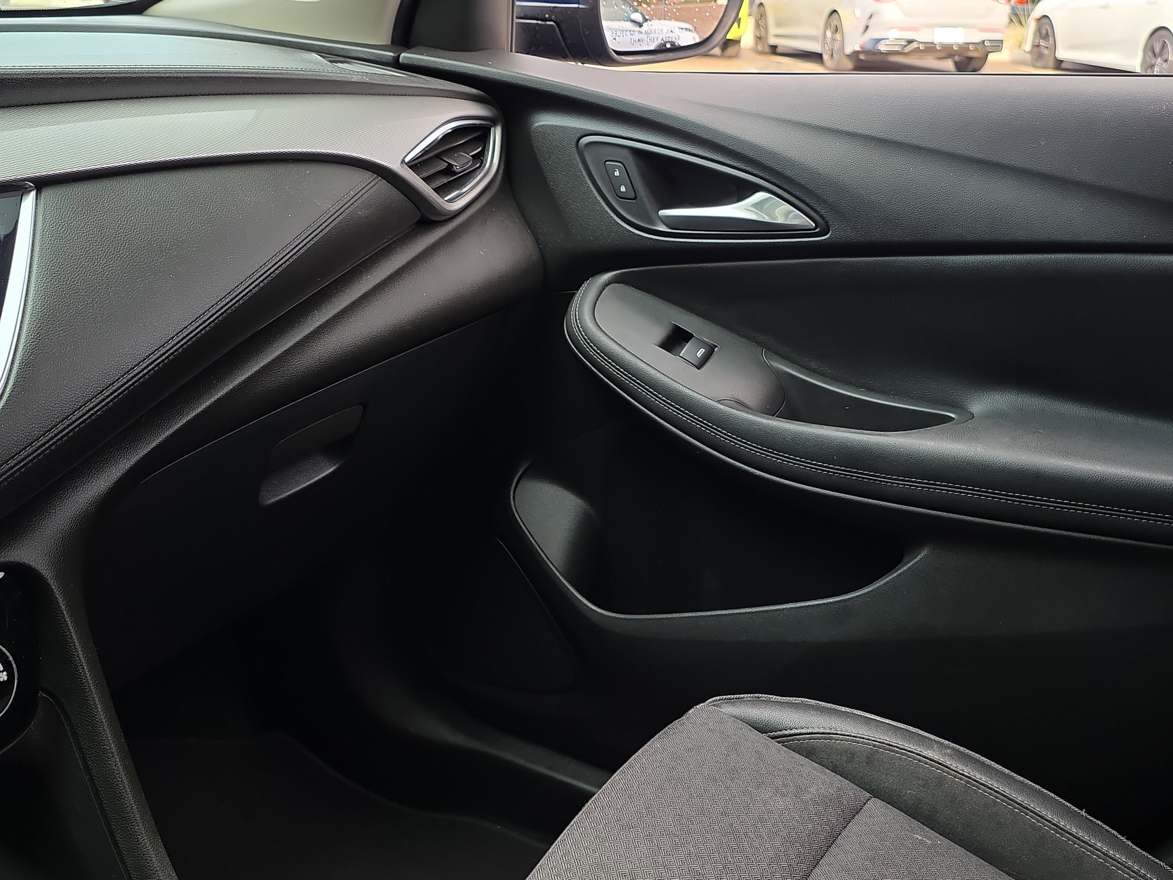 Used 2020 Buick Encore GX Preferred w/ Cold Weather Comfort Package image 23